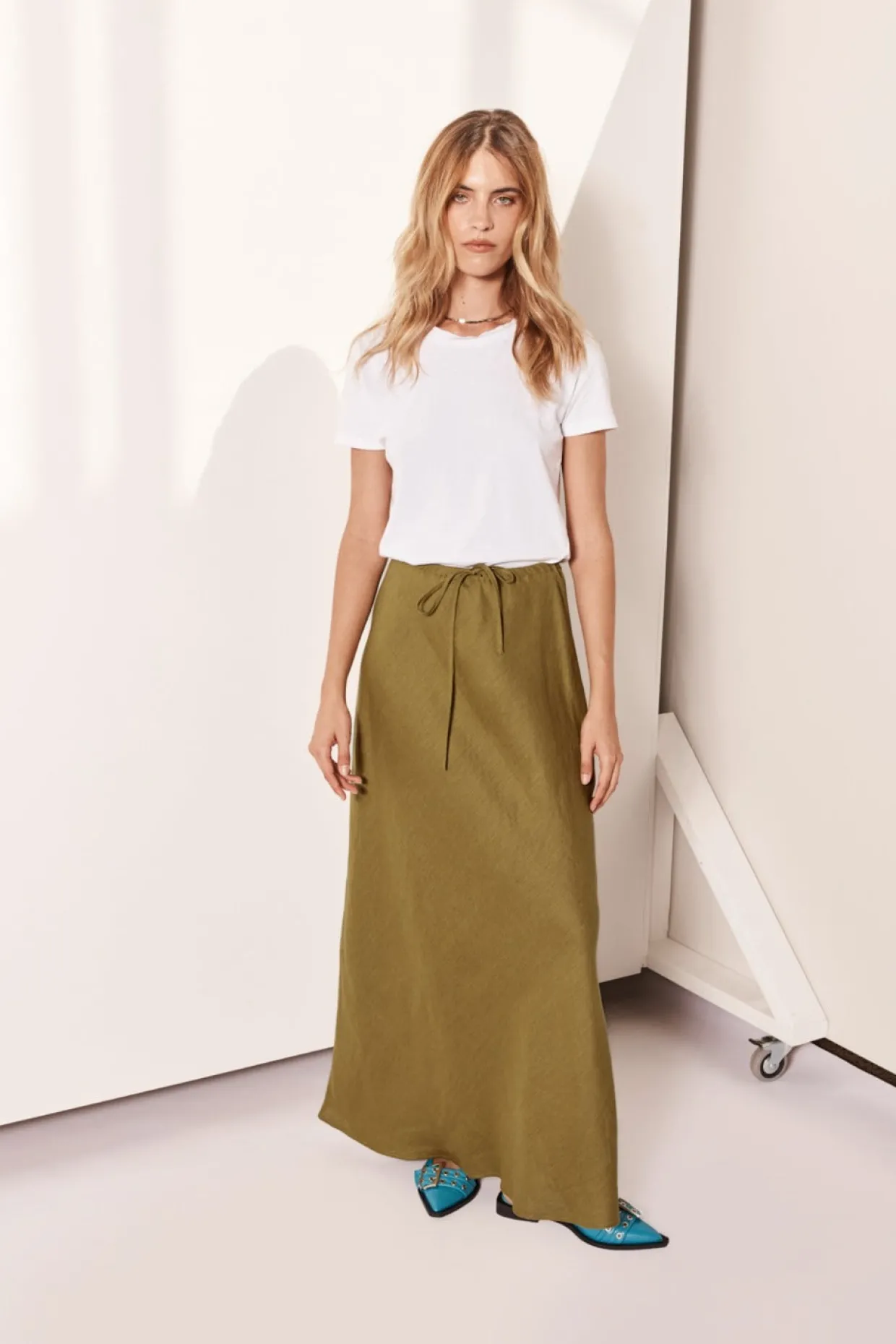 Aki Linen Maxi Skirt Olive