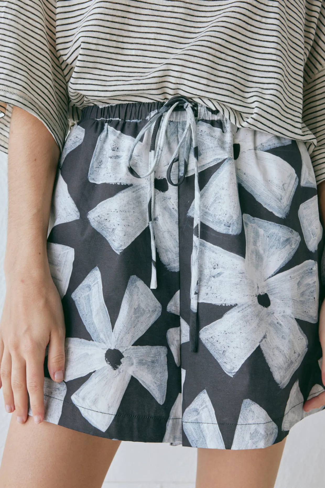 Annika Shorts Fiore