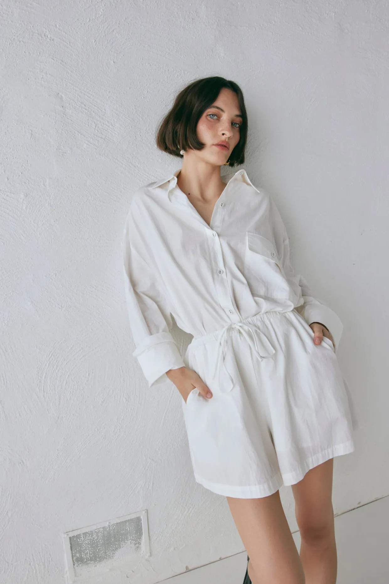 Annika Shorts White
