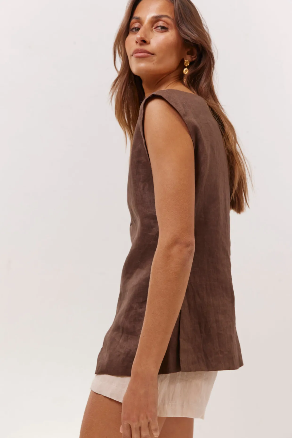 Aria Linen Vest Chocolate