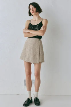 Cove Skort Wheat