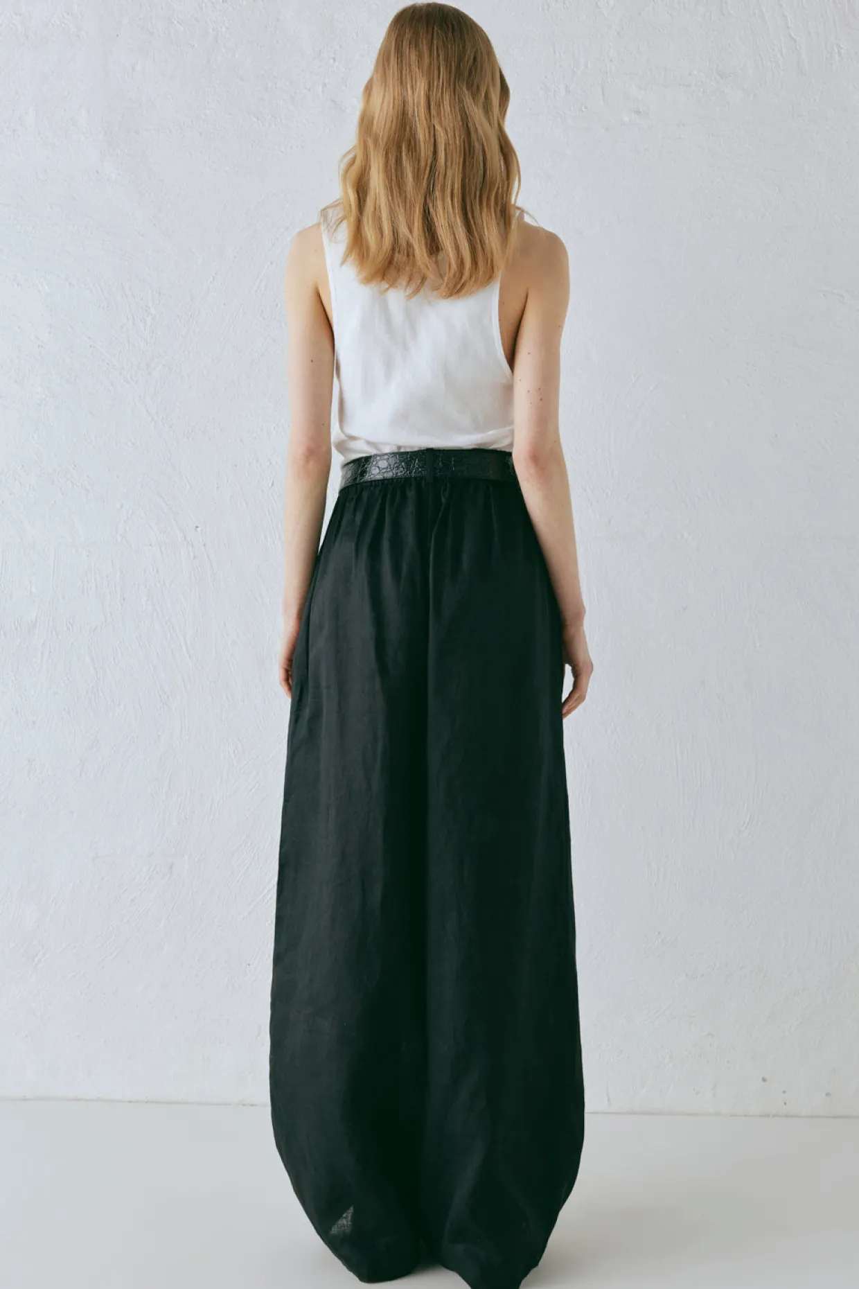 Energy Flows Linen Pants Black