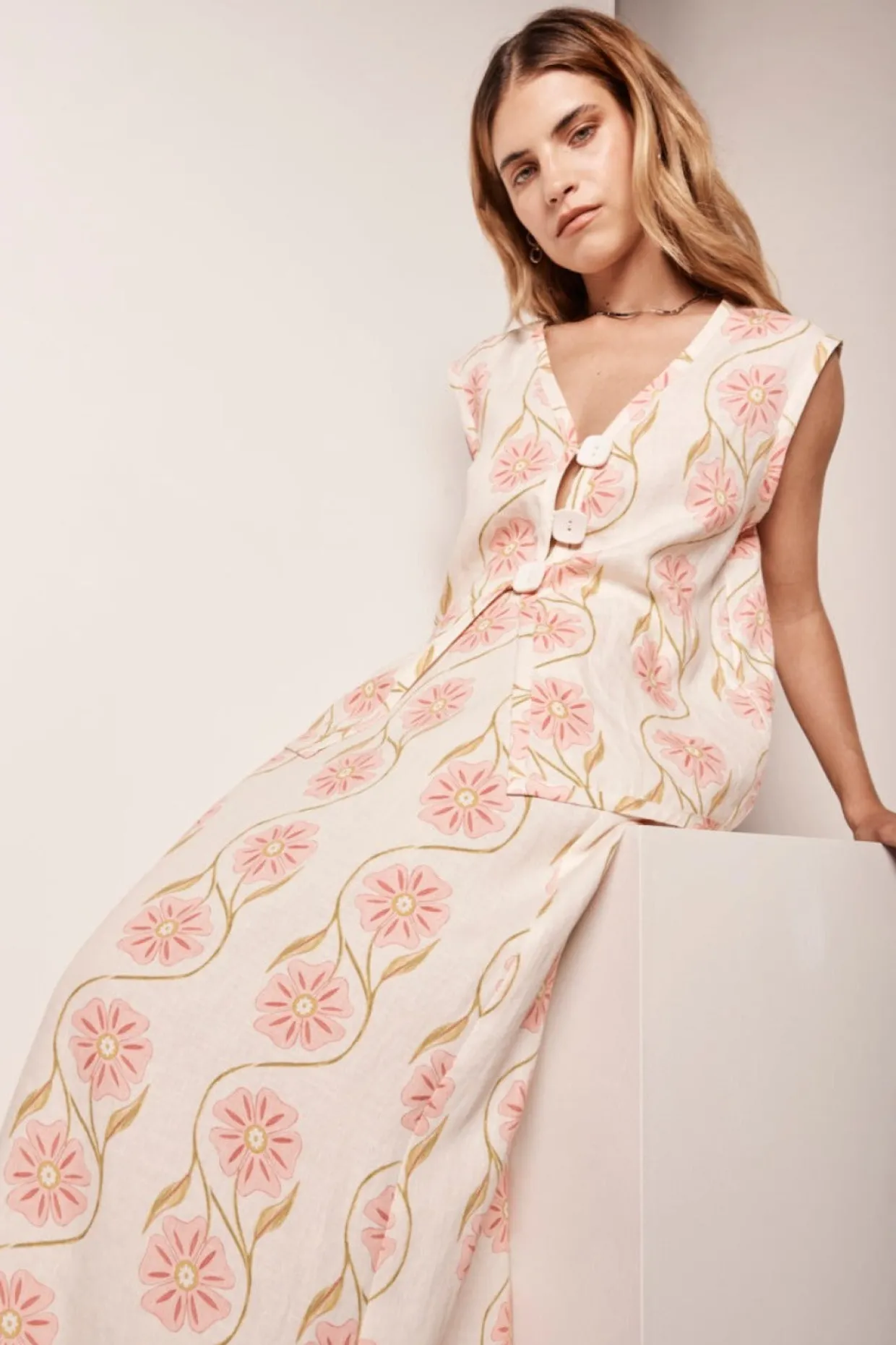 Lorena Linen Vest Bloom