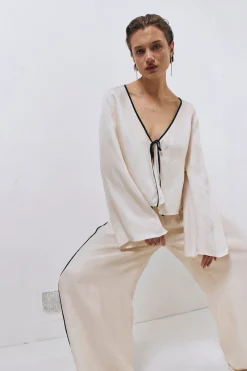 Moonscapes Tie Front Top Cream