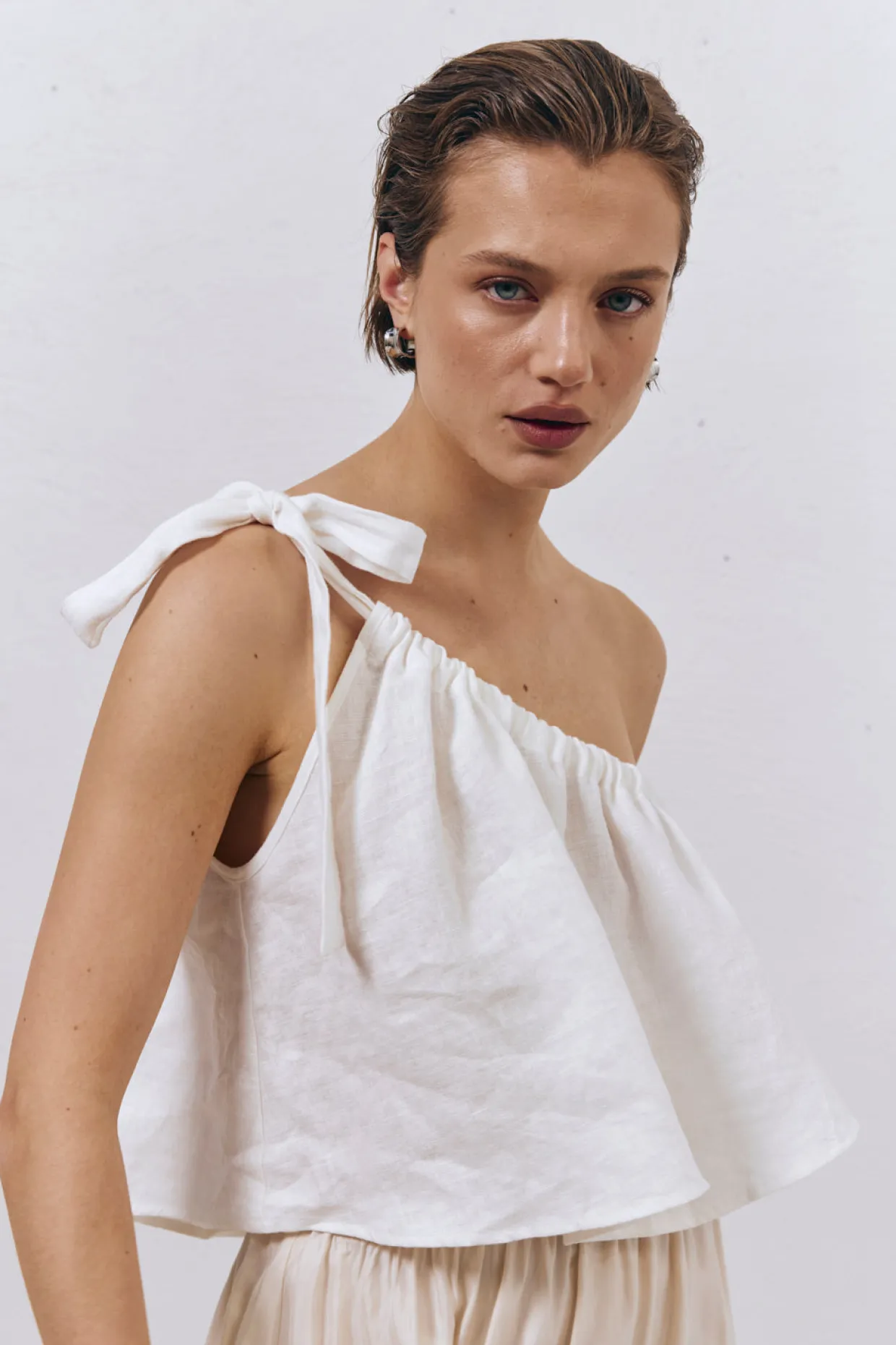 Slow Living Linen Top White