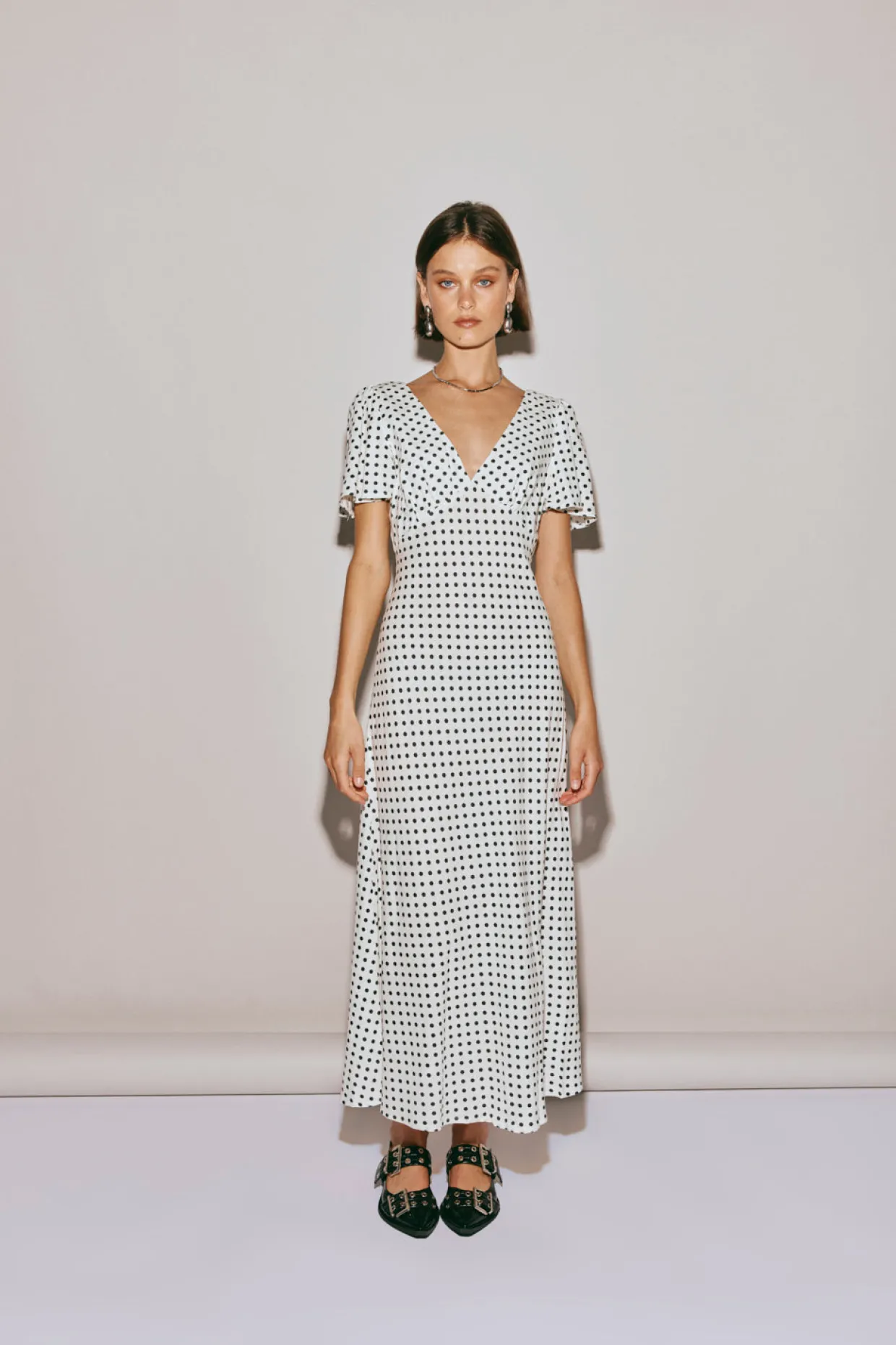 Summer Nostalgia Bias Cut Midi Dress White