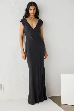 Valya Maxi Dress Black