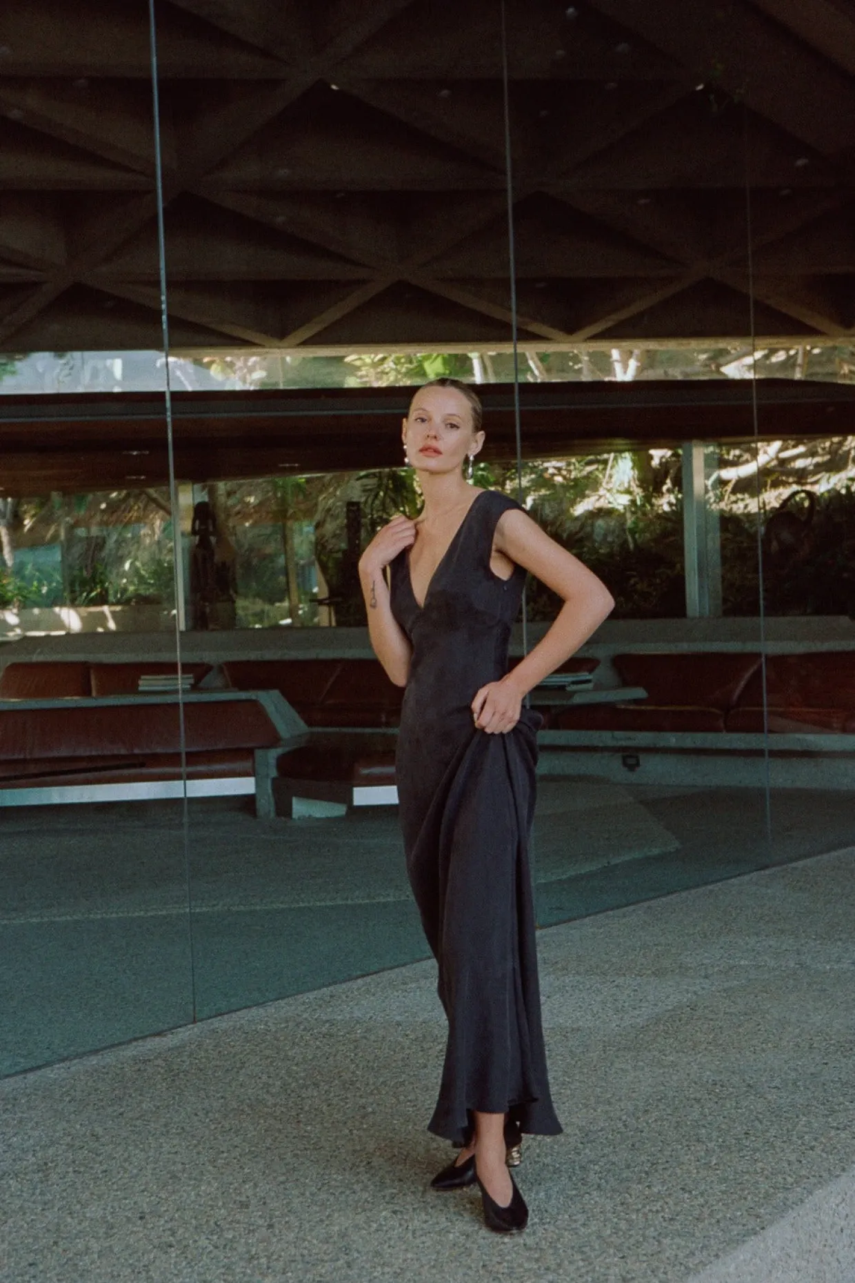 Valya Maxi Dress Black